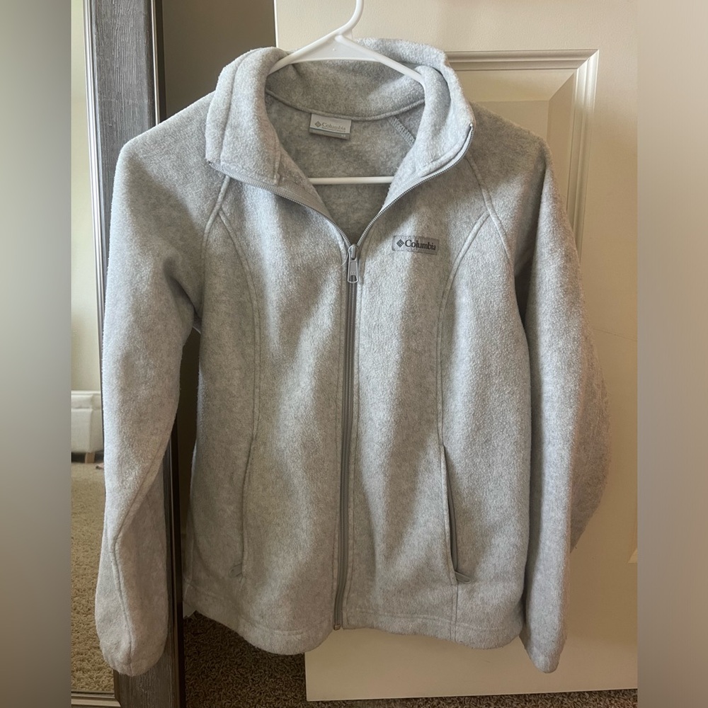 Light grey Columbia jacket!